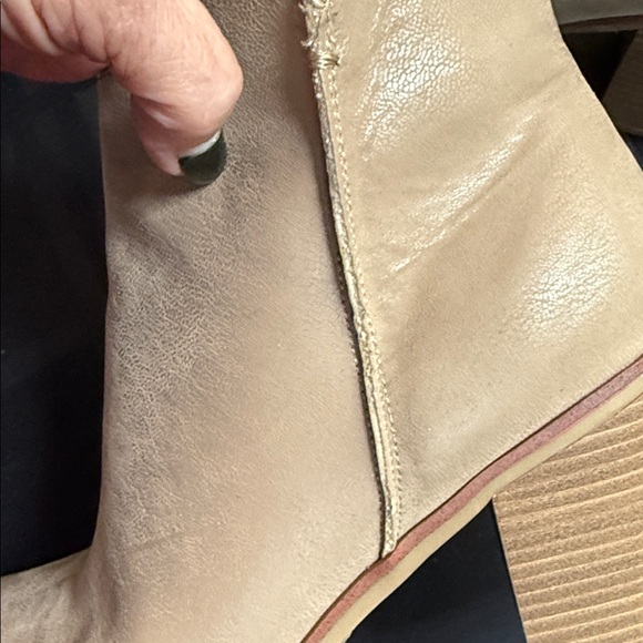 Mia heeled ankle boots size 9. - Picture 6 of 10